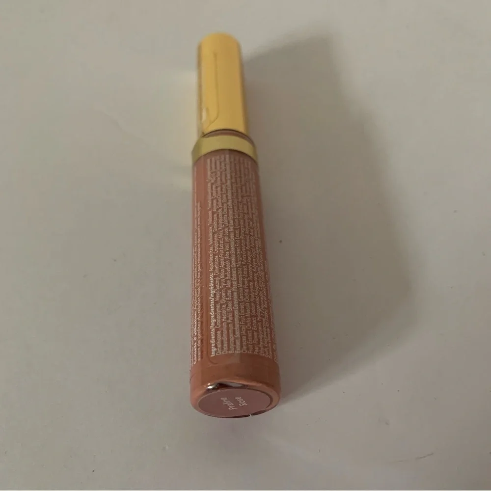 NWT. SeneGence Praline Rose HydraMatte Lipstick